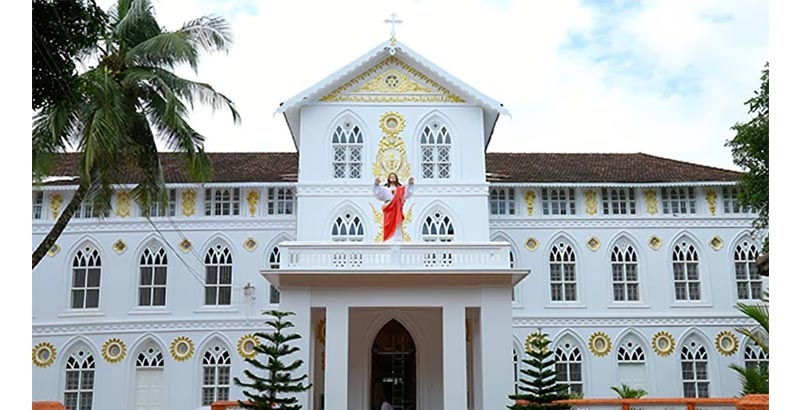 ബിഷപ്പ് ഹൗസ് കയ്യേറി സമരം ചെയ്യുന്ന വൈദികര്‍ക്കെതിരെ നടപടി: സിറോ മലബാര്‍ സഭ സിനഡ്