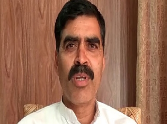 ഹിമാചലില്‍ കോണ്‍ഗ്രസ് മുന്‍ എം എല്‍ എയ്ക്ക്‌ നേരെ അജ്ഞാതര്‍ വെടിവെച്ചു
