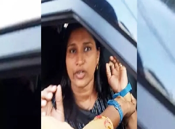 ബില്‍ഡിംഗ് പെര്‍മിറ്റിന് 15000 രൂപകൈക്കൂലി വാങ്ങിയ കൊച്ചി കോര്‍പറേഷന്‍ ഉദ്യോഗസ്ഥയെ വിജിലന്‍സ് പിടികൂടി