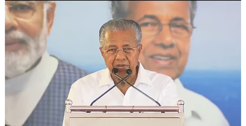 വിഴിഞ്ഞം പോര്ട്ട് ഉദ്ഘാടനവേദിയില് കണക്കുകള് നിരത്തി മുഖ്യമന്ത്രി