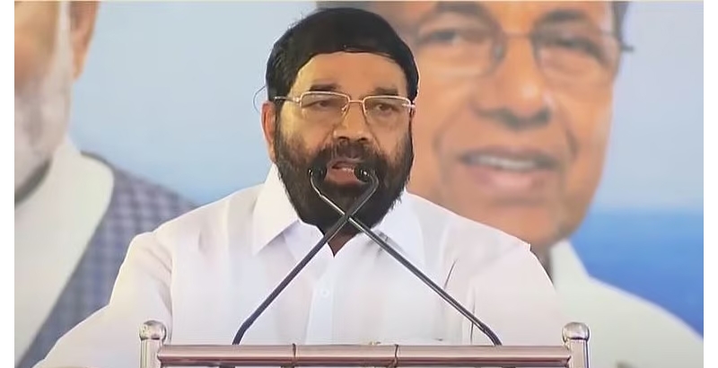 'ഒന്നും നടക്കില്ലെന്ന് പറഞ്ഞിരുന്ന നാട്ടില് എല്ലാം സാധ്യമാകുന്നു'-വിഴിഞ്ഞം ഉദ്ഘാടനവേദിയില് മന്ത്രി വാസവന്