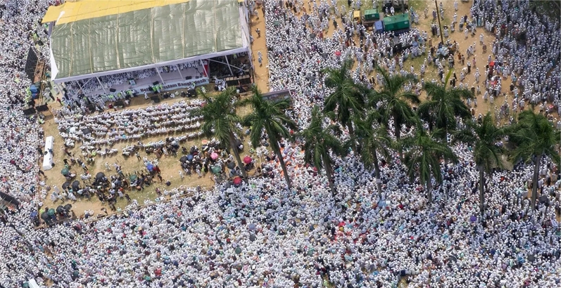 സ്ത്രീ അവകാശങ്ങള്ക്കായി ബംഗ്ലാദേശ് സര്ക്കാര് മുന്നോട്ടുവെച്ച നിര്ദ്ദേശത്തിനെതിരെ ഇസ്ലാമിസ്റ്റുകളുടെ പ്രക്ഷോഭം