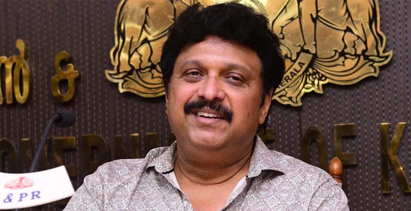 കെ എസ് ആര്‍ ടി സി ജീവനക്കാര്‍ക്ക് ഇന്‍ഷ്വറന്‍സ് പ്രഖ്യാപിച്ചു