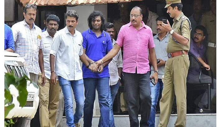 നന്തന്കോട് കൂട്ടക്കൊലപാതകക്കേസില് പ്രതിക്കുള്ള ശിക്ഷാവിധി ഇന്ന് നന്തന്കോട് കൂട്ടക്കൊലപാതകക്കേസില് പ്രതിക്കുള്ള ശിക്ഷാവിധി ഇന്ന്
