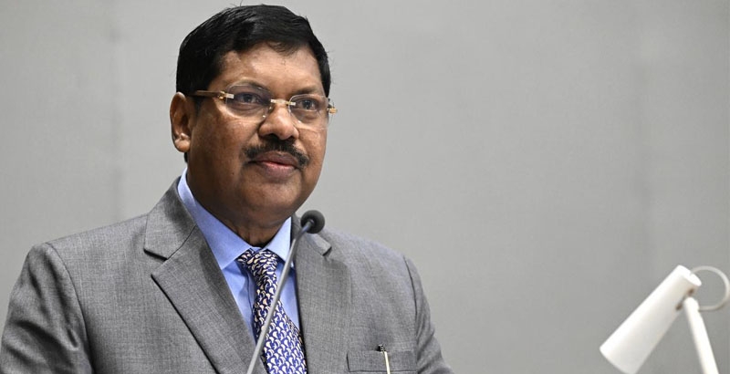 ജഡ്ജിമാർ സർക്കാർ പദവികൾ സ്വീകരിക്കുന്നതും വിരമിച്ച ഉടൻ തെരഞ്ഞെടുപ്പിൽ മത്സരിക്കുന്നതും തെറ്റ്; രൂക്ഷ വിമർശനവുമായ് ചീഫ് ജസ്റ്റിസ് ബി.ആർ. ഗവായ്