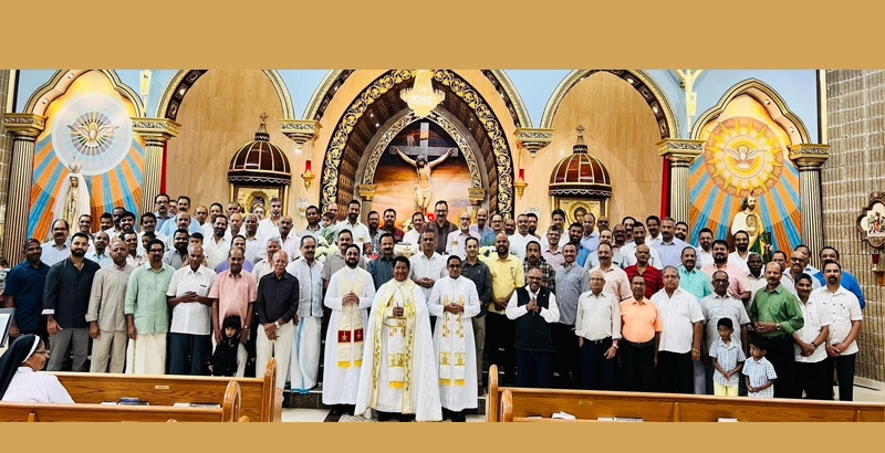 ഷിക്കാഗോ സെന്റ് മേരീസ് ക്നാനായ കത്തോലിക്കാ ഇടവകയില് ഫാദേഴ്സ് ഡേ ആഘോഷിച്ചു.