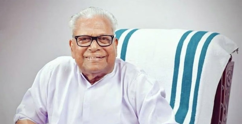 വി എസ് അച്യുതാനന്ദന്റെ ആരോഗ്യനില അതീവ ഗുരുതരമായി തുടരുന്നു; രാവിലെ മെഡിക്കല് ബോര്ഡ് ചേരും