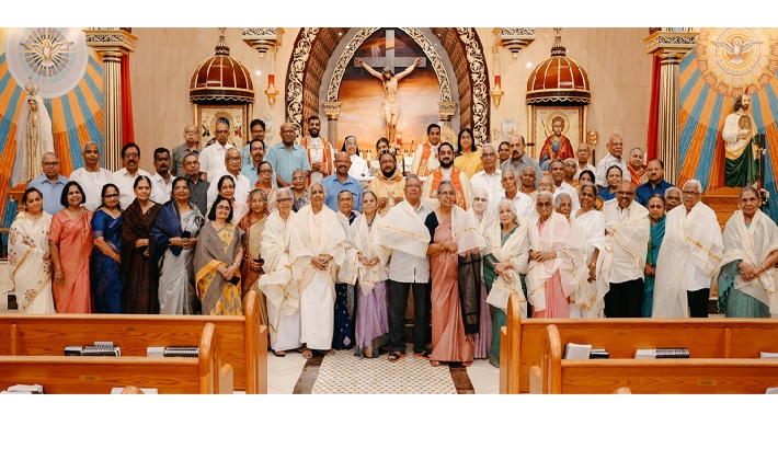ഗീവര്‍ഗീസ് മാര്‍ അപ്രേം പിതാവിന് സ്വീകരണവും മുതിര്‍ന്നവരുടെ സംഗമവും