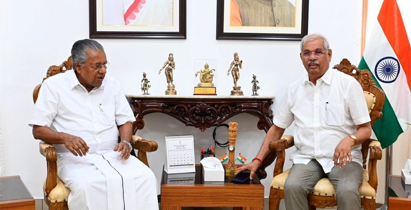 സര്‍വകലാശാല തര്‍ക്കത്തില്‍ സമവായത്തിനിടെ ഗവര്‍ണറും മുഖ്യമന്ത്രിയും ഇന്ന് കൂടിക്കാഴ്ച നടത്തും