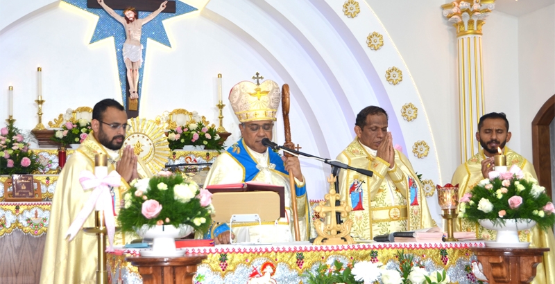 കൊപ്പേലില്‍ വി. അല്‍ഫോന്‍സാമ്മയുടെ തിരുനാളിനു ഭക്തിനിര്‍ഭരമായ സമാപനം; നൂറുകണക്കിന് വിശ്വാസികള്‍ അനുഗ്രഹം തേടി