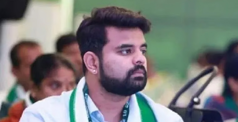 പ്രജ്വല്‍ രേവണ്ണയ്ക്ക് ജീവപര്യന്തവും 10 ലക്ഷം രൂപ പിഴയും