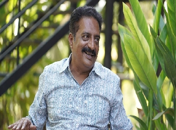 സംസ്ഥാന ചലച്ചിത്ര പുരസ്‌കാര ജൂറിയുടെ ചെയര്‍മാന്‍ പ്രകാശ് രാജ്