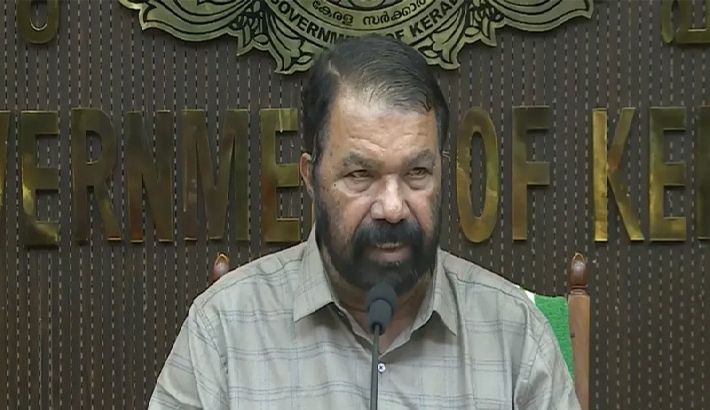 പള്ളൂരുത്തി സ്കൂളിലെ ശിരോവസ്ത്ര വിവാദത്തില് നിന്ന് തലയൂരി വിദ്യാഭ്യാസമന്ത്രി ശിവന്കുട്ടി പള്ളൂരുത്തി സ്കൂളിലെ ശിരോവസ്ത്ര വിവാദത്തില് നിന്ന് തലയൂരി വിദ്യാഭ്യാസമന്ത്രി ശിവന്കുട്ടി