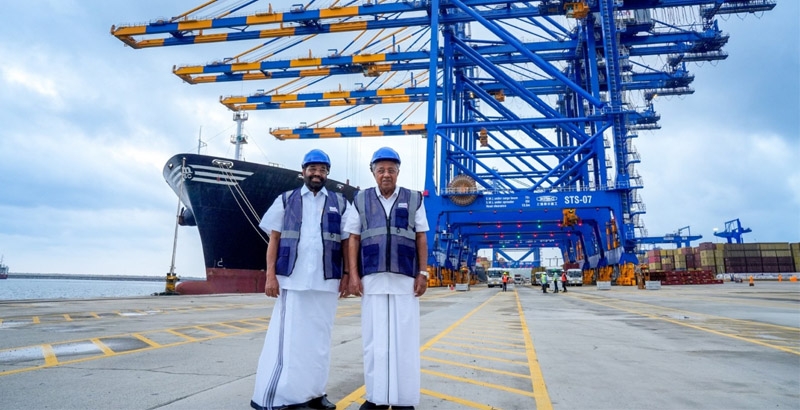 വിഴിഞ്ഞം അന്താരാഷ്ട്ര തുറമുഖത്തിന്റെ രണ്ടും മൂന്നും ഘട്ട നിര്മാണ പ്രവര്ത്തനങ്ങള് നവംബര് അഞ്ചിന് തുടങ്ങും