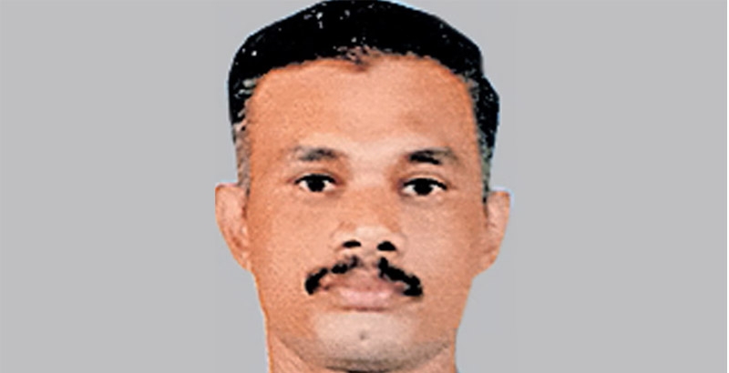 ജോലി സമ്മര്ദ്ദം: സുലൂര് വ്യോമസേനാ താവളത്തില് മലയാളി സുരക്ഷാ ഉദ്യോഗസ്ഥന് സ്വയം വെടിവെച്ചു മരിച്ചു