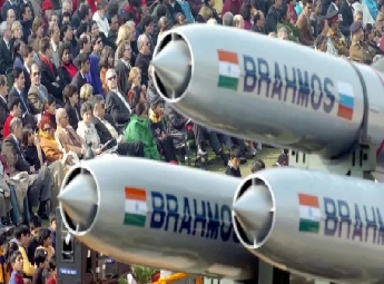 ബ്രഹ്മോസ് പരിധിയില്‍ പാകിസ്ഥാന്‍