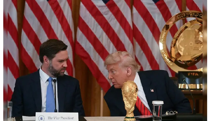 ട്രംപ് ഉറങ്ങുന്നത് വെറും രണ്ടു മണിക്കൂര്; വിശ്രമമില്ലാതെ ജോലിചെയ്യും; എന്നിട്ടും 40 കാരേക്കാള് ഊര്ജ്ജസ്വലന്- പ്രശംസിച്ച് ജെ.ഡി. വാന്സ് ട്രംപ് ഉറങ്ങുന്നത് വെറും രണ്ടു മണിക്കൂര്; വിശ്രമമില്ലാതെ ജോലിചെയ്യും; എന്നിട്ടും 40 കാരേക്കാള് ഊര്ജ്ജസ്വലന്- പ്രശംസിച്ച് ജെ.ഡി. വാന്സ്