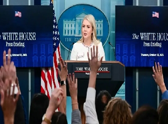 വൈറ്റ് ഹൗസിലെ പ്രസ് സെക്രട്ടറിയുടെ ഓഫിസിലേക്കുള്ള മാധ്യമ പ്രവേശനത്തിന് വിലക്ക് വൈറ്റ് ഹൗസിലെ പ്രസ് സെക്രട്ടറിയുടെ ഓഫിസിലേക്കുള്ള മാധ്യമ പ്രവേശനത്തിന് വിലക്ക്