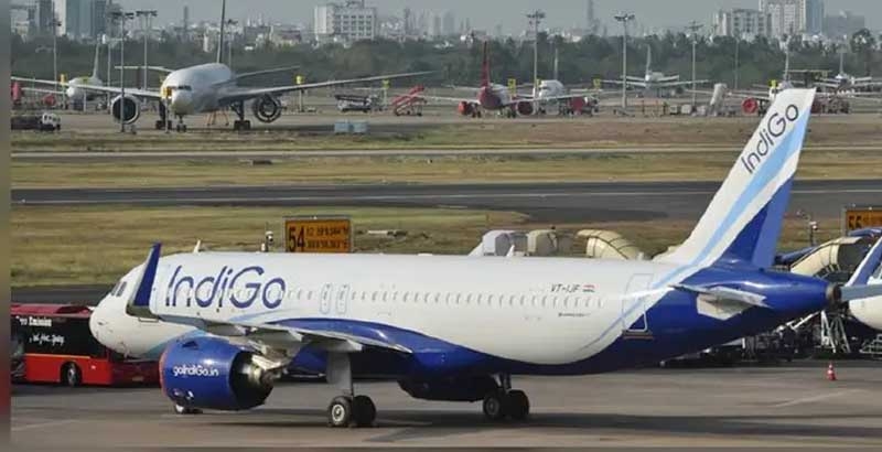 വ്യാജ ബോംബ് ഭീഷണി; ഇന്‍ഡിഗോ വിമാനം മുംബൈയില്‍ ഇറക്കി
