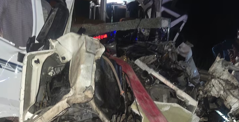 രാജസ്ഥാനില്‍ മിനി ബസ് നിര്‍ത്തിയിട്ടിരുന്ന ട്രക്കില്‍ ഇടിച്ചുകയറി 15 പേര്‍ മരിച്ചു