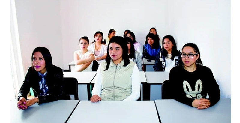 കാനഡയില് ഇന്ത്യന് വിദ്യാര്ത്ഥികള്ക്ക് വിസ നിഷേധം 74 ശതമാനം; ബന്ധങ്ങള് മെച്ചപ്പെട്ടിട്ടും പ...