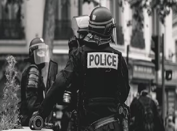 സൈനിക കേന്ദ്രത്തില്‍ പാഴ്‌സലില്‍ വീണ്ടും വെള്ളപ്പൊടി