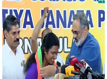 കൊച്ചി കോര്‍പറേഷനിലെ യുഡിഎഫ് കൗണ്‍സിലര്‍ ബിജെപിയില്‍ ചേര്‍ന്നു