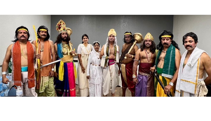 ഭരതകല തീയേറ്റേഴ്സിന്റെ നാടകം 'ഇതിഹാസ മൗനങ്ങള്' അരങ്ങേറി ഭരതകല തീയേറ്റേഴ്സിന്റെ നാടകം 'ഇതിഹാസ മൗനങ്ങള്' അരങ്ങേറി