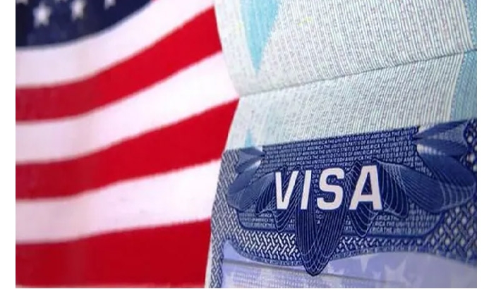 ഇന്ത്യന്‍ വംശജയായ സിഇഒയ്‌ക്കെതിരെ വിദ്വേഷ പരാമര്‍ശം; അമേരിക്കന്‍ മാധ്യമപ്രവര്‍ത്തകനെ സ്ഥാപനം പുറത്താക്കി