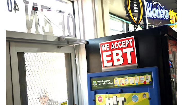 നവംബറിലെ ഭക്ഷ്യസഹായ ആനുകൂല്യങ്ങള്‍ തല്‍ക്ഷണം നല്‍കണമെന്ന ഉത്തരവിന് സുപ്രീംകോടതി സ്‌റ്റേ നീട്ടി