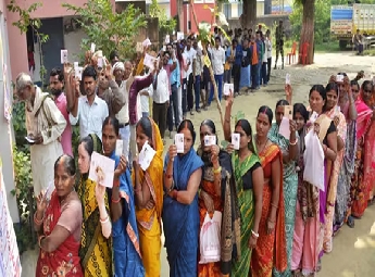 ബിഹാര്‍ എക്‌സിറ്റ് പോളുകള്‍ :  കോണ്‍ഗ്രസിന്റെ  'ക്ലീന്‍ അപ്പോ, വ്യാജമോ?