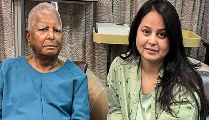 ബിഹാര് തോല്വി: ആര് ജെ ഡിയില് പൊട്ടിത്തെറി; രാഷ്ട്രീയവും കുടുംബ ബന്ധവും ഉപേക്ഷിക്കുകയാണെന്ന് ലാലുവിന്റെ മകള് രോഹിണി ബിഹാര് തോല്വി: ആര് ജെ ഡിയില് പൊട്ടിത്തെറി; രാഷ്ട്രീയവും കുടുംബ ബന്ധവും ഉപേക്ഷിക്കുകയാണെന്ന് ലാലുവിന്റെ മകള് രോഹിണി