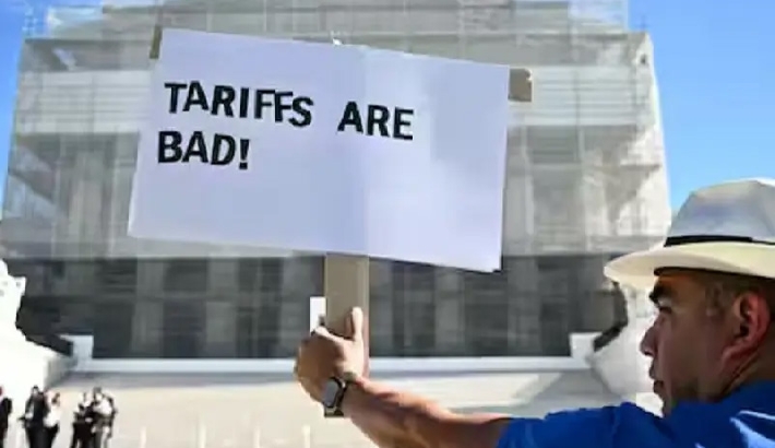 പലചരക്കുകളുടെ വിലക്കയറ്റം: 200ത്തിലധികം ഭക്ഷ്യവസ്തുക്കളുടെ തീരുവ ട്രംപ് പിന്വലിച്ചു; ഇന്ത്യന് കയറ്റുമതിക്കാര്ക്ക് ആശ്വാസം പലചരക്കുകളുടെ വിലക്കയറ്റം: 200ത്തിലധികം ഭക്ഷ്യവസ്തുക്കളുടെ തീരുവ ട്രംപ് പിന്വലിച്ചു; ഇന്ത്യന് കയറ്റുമതിക്കാര്ക്ക് ആശ്വാസം