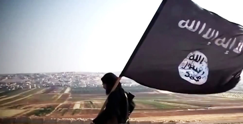 മകനെ ഐസിസില്‍ ചേരാന്‍ പ്രേരിപ്പിച്ച അമ്മയ്ക്കും രണ്ടാനച്ഛനുമെതിരെ യു എ പി എ