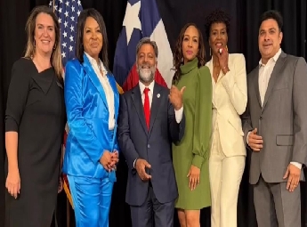 റോബിന്‍ ജെ ഇലക്കാട്ട് മൂന്നാമതും മേയറായി സത്യപ്രതിജ്ഞ ചെയ്തു