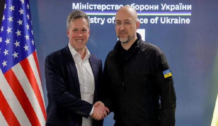 യു എസ് സൈന്യത്തിലെ ഉന്നതര് ചര്ച്ചകള്ക്കായി യുക്രെയ്നിലെത്തി യു എസ് സൈന്യത്തിലെ ഉന്നതര് ചര്ച്ചകള്ക്കായി യുക്രെയ്നിലെത്തി