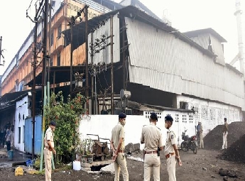 അന്ധേരിയില്‍ വിഷവാതകം ശ്വസിച്ച ഒരാള്‍ മരിച്ചു; രണ്ടുപേര്‍ ആശുപത്രിയില്‍