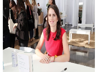 ടെര്‍മിനല്‍ ക്യാന്‍സര്‍ പിടിപെട്ടതായി വെളിപ്പെടുത്തി കരോളിന്‍ കെനഡിയുടെ മകള്‍ തതിയാനാ സ്ലോസ്ബര്‍ഗ്