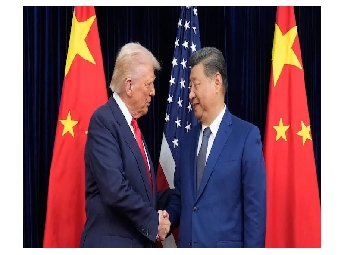 ചൈന കടം നല്‍കി കുടുക്കുമെന്ന് ലോകത്തോട് പറഞ്ഞ അമേരിക്ക 20 വര്‍ഷത്തിനിടെ ചൈനയില്‍ നിന്ന് കടം വാങ്ങിയത് 200 ബില്യന്‍ഡോളര്‍