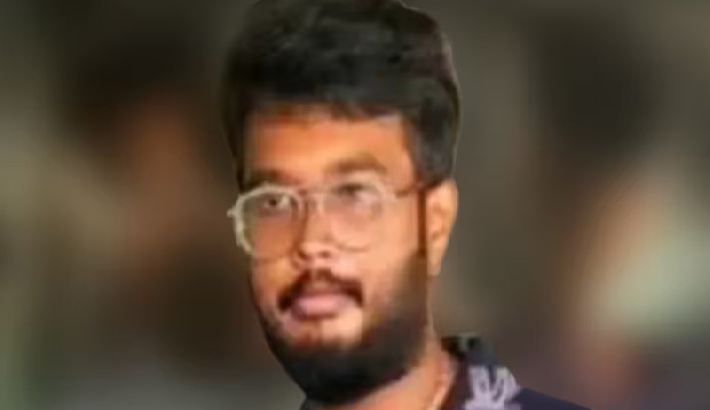 അമ്പതുലക്ഷത്തിന്റെ ബൈക്കിനുവേണ്ടി മാതാപിതാക്കളെ ആക്രമിച്ച മകനെ പിതാവ് തലയ്ക്കടിച്ചുകൊന്നു