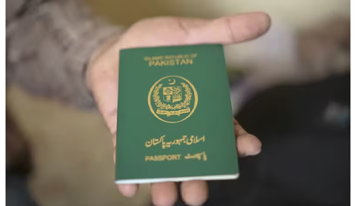 ഭിക്ഷാടനവും കുറ്റകൃത്യങ്ങളും ആശങ്ക വര്‍ധിപ്പിച്ചു; പാകിസ്ഥാനികള്‍ക്കുള്ള വിസ നല്‍കല്‍ നിര്‍ത്തി യുഎഇ