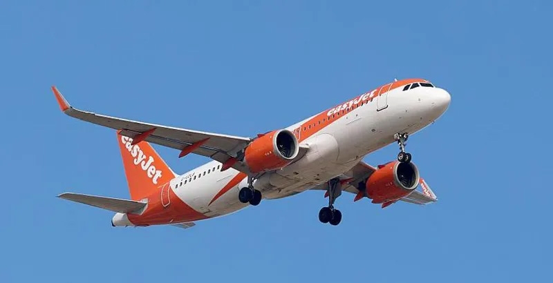 സോളാര്‍ വികിരണം തിരിച്ചടി: 6,000 എയര്‍ബസ് വിമാനങ്ങളില്‍ സോഫ്റ്റ് വെയര്‍ മാറ...