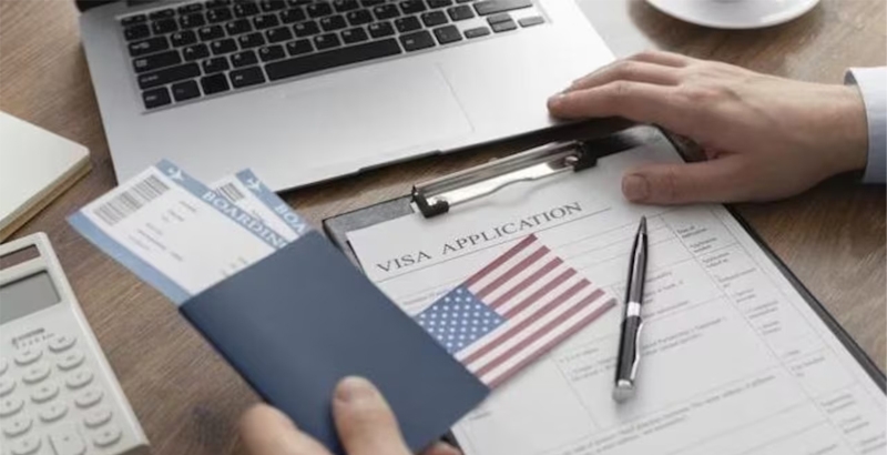 അഭയാര്‍ഥി അപേക്ഷകളില്‍ തീരുമാനം താത്ക്കാലികമായി നിര്‍ത്തി