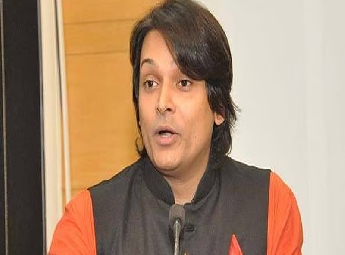 അതിജീവിതയുടെ വിവരങ്ങള്‍ വെളിപ്പെടുത്തിയ രാഹുല്‍ ഈശ്വര്‍ കസ്റ്റഡിയില്‍