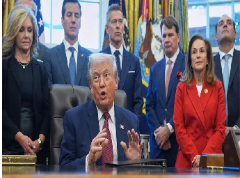 ഇലക്ട്രിക് കാറുകള്‍ക്ക് ബ്രേക്ക്; പെട്രോള്‍  - ഡീസല്‍ വാഹനങ്ങള്‍ക്ക് ട്രംപിന്റെ പച്ചക്കൊടി