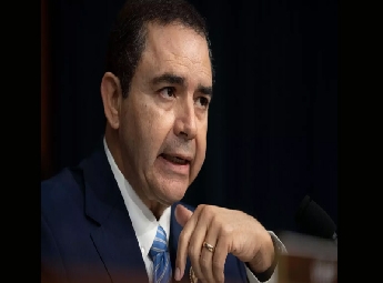 ഡെമോക്രാറ്റ് എംപി ക്യുവെല്ലറിന് ട്രംപിന്റെ മാപ്പ്; നീതിന്യായ വ്യവസ്ഥ ആയുധമാക്കിയെന്ന ആരോപണവുമായി പ്രസിഡന്റിന്റെ ഇടപെടല്‍