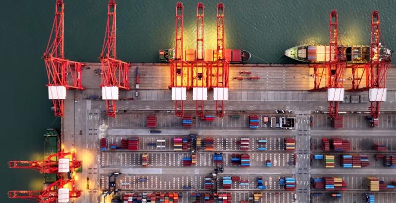 ചൈനയുടെ വ്യാപാര മിച്ചം 11 മാസത്തിനിടെ 1.08 ട്രില്യണ്‍ ഡോളറായി