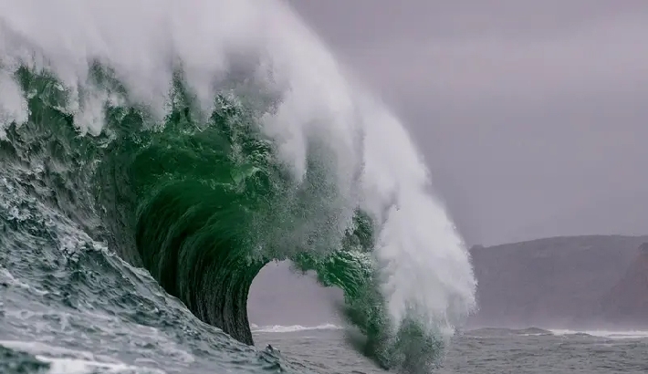 ജപ്പാനില്‍ 7.6 തീവ്രതയുള്ള ഭൂകമ്പം; സുനാമി മുന്നറിയിപ്പ്