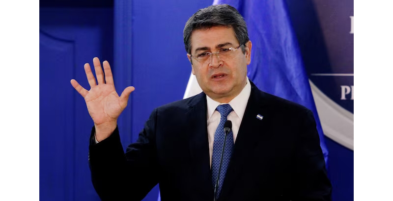 ട്രംപിന്റെ മാപ്പിന് പിന്നാലെ തിരിച്ചടി; മുന്‍ ഹോണ്ടുറാസ് പ്രസിഡന്റ് ഹെര്‍നാ...