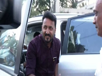 അറസ്റ്റ് ഭയന്ന് 15 ദിവസം മുമ്പ് മുങ്ങിയ രാഹുല്‍ മാങ്കൂട്ടത്തില്‍ എംഎല്‍എ വോ...